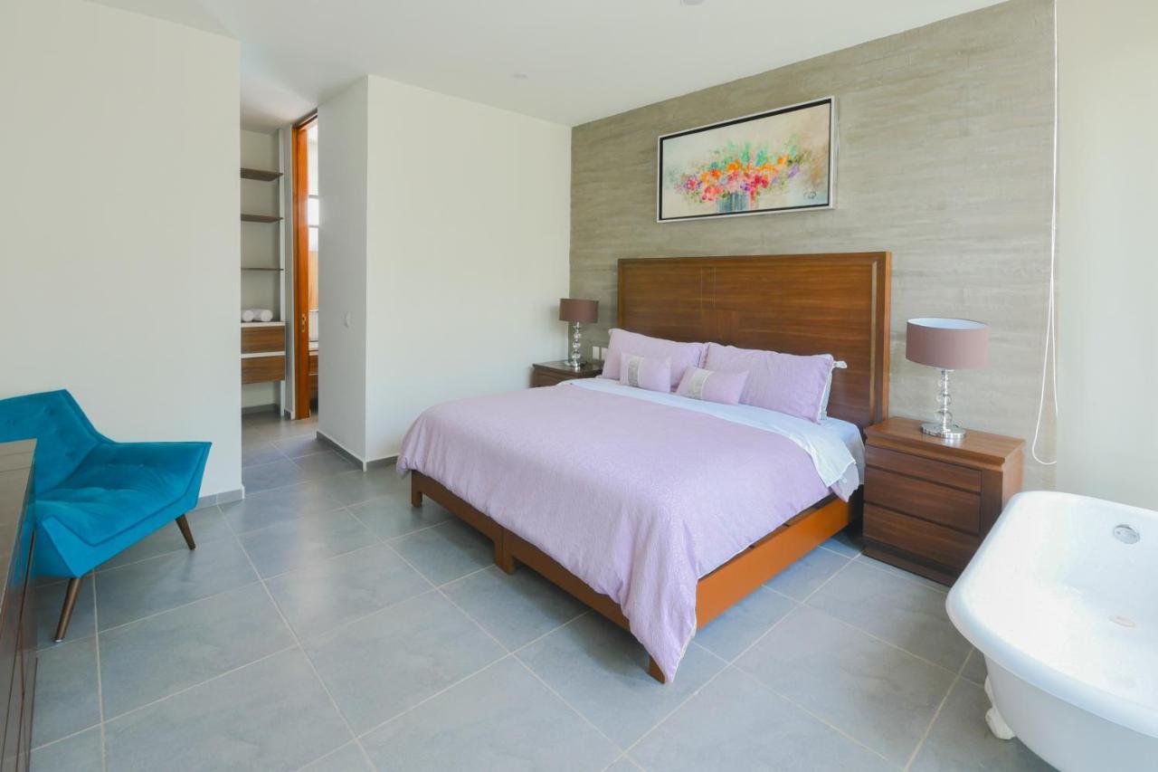 B Nayar Family Luxury Suites & Villas Residences La Cruz de Huanacaxtle ภายนอก รูปภาพ