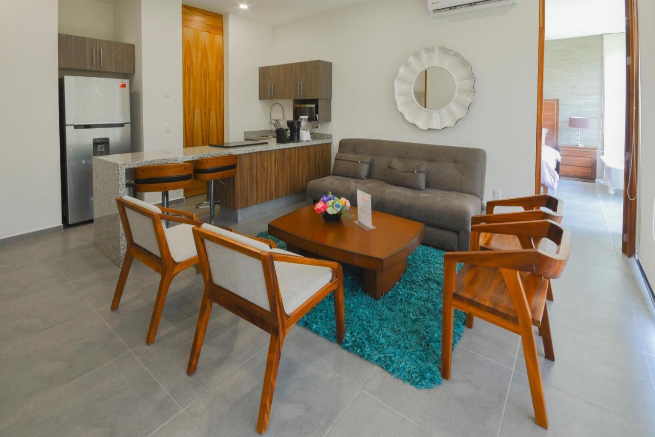 B Nayar Family Luxury Suites & Villas Residences La Cruz de Huanacaxtle ภายนอก รูปภาพ